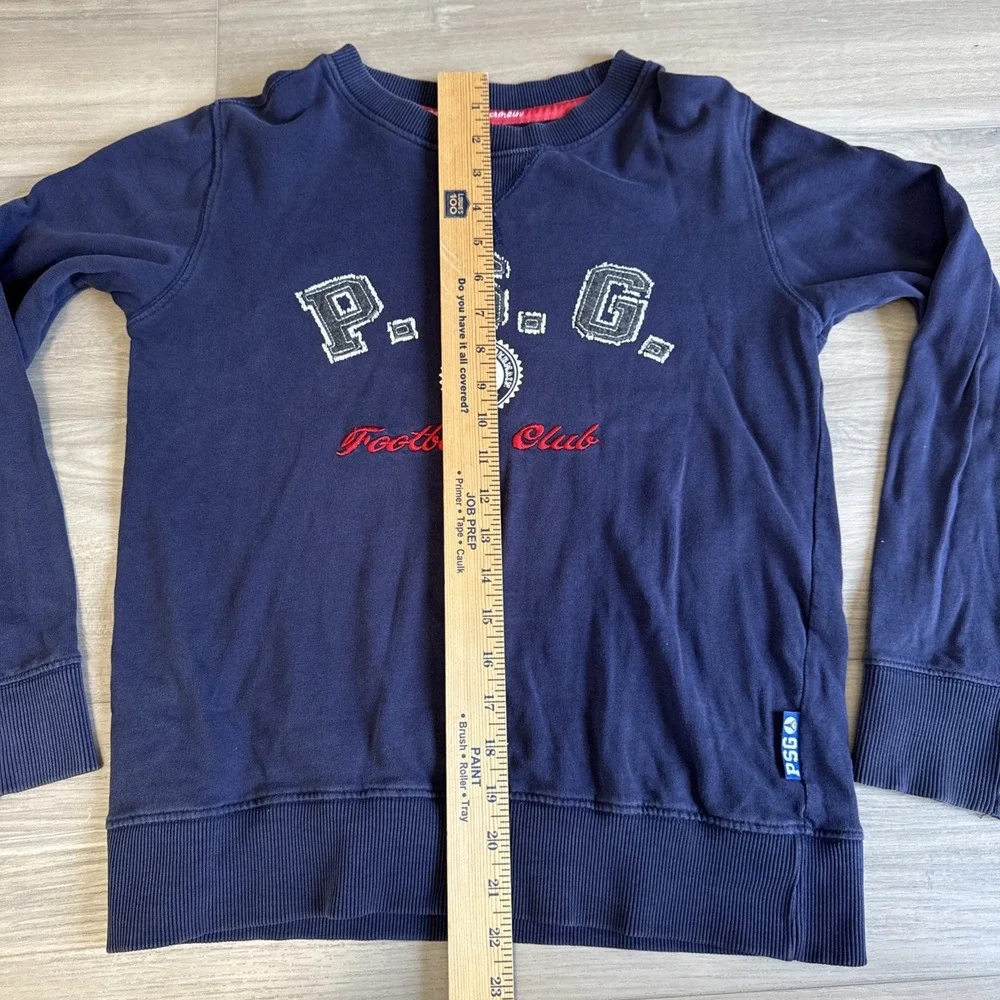 PSG Football Club Crewneck Navy Blue SWEATSHIRT 12A Sz Kids M / Women's Small‎